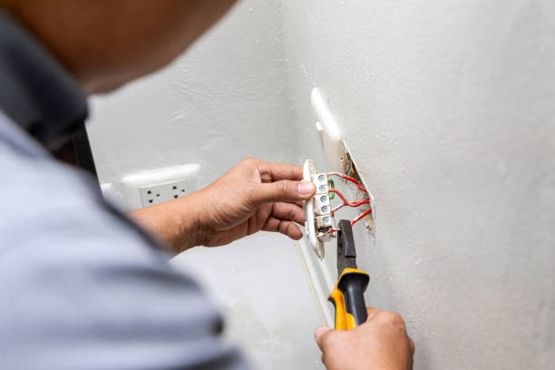 Best Affordable Emergency Electrician  in Westmont, CA